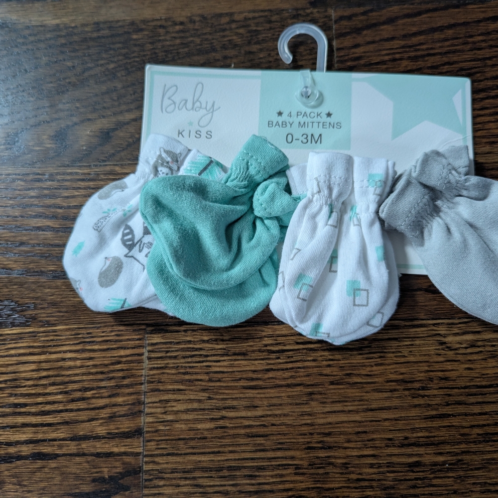 Kiss Mint and Gray Baby Mittens Set